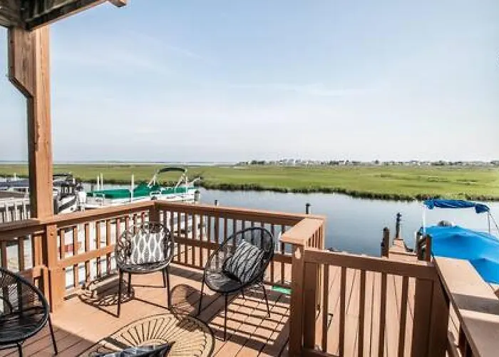 Waterfront 3 Bedroom Townhouse In Ocmd Ocean Stadt