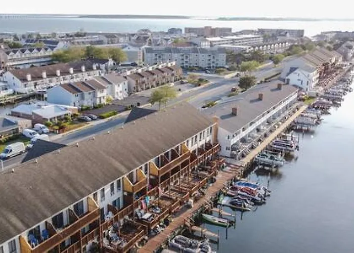 Waterfront 3 Bedroom Townhouse In Ocmd *